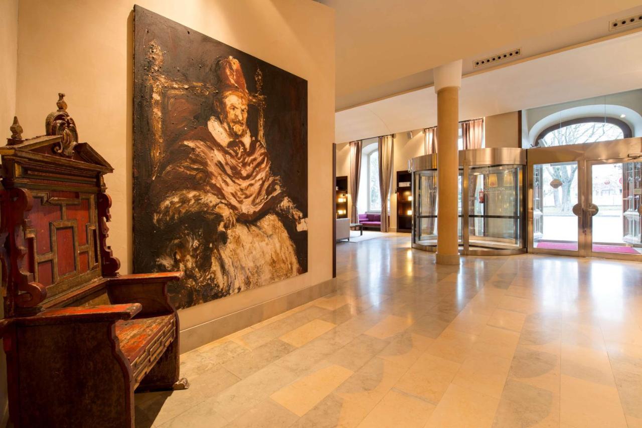 فندق Burgoفي  إن إتش كولكشن بالاسيو دي بيرجوز المظهر الخارجي الصورة